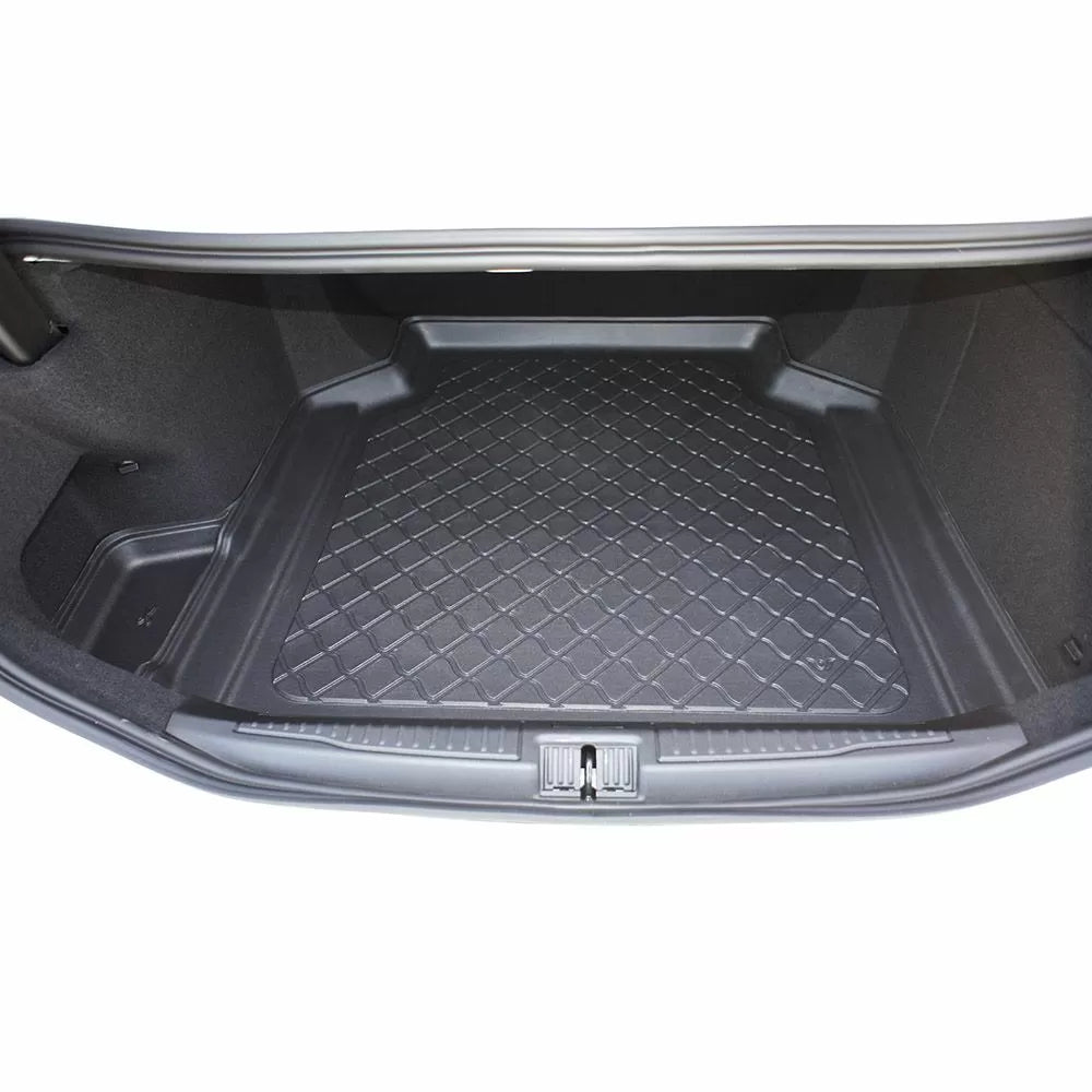 Гумирана стелка за багажник за Alfa Romeo Giulia (2016+)