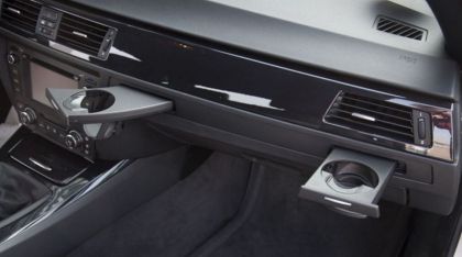 Поставка за чаши за BMW E90 / E91 - за пасажера - View 2