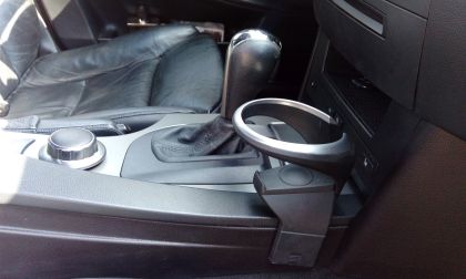 Поставка за чаши за BMW E60 / E61 - до скоростния лост - View 2