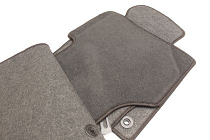 Мокетни стелки за VW Passat B6 / B7 / 3С (2005-2014) - с кръгли щипки - View 3