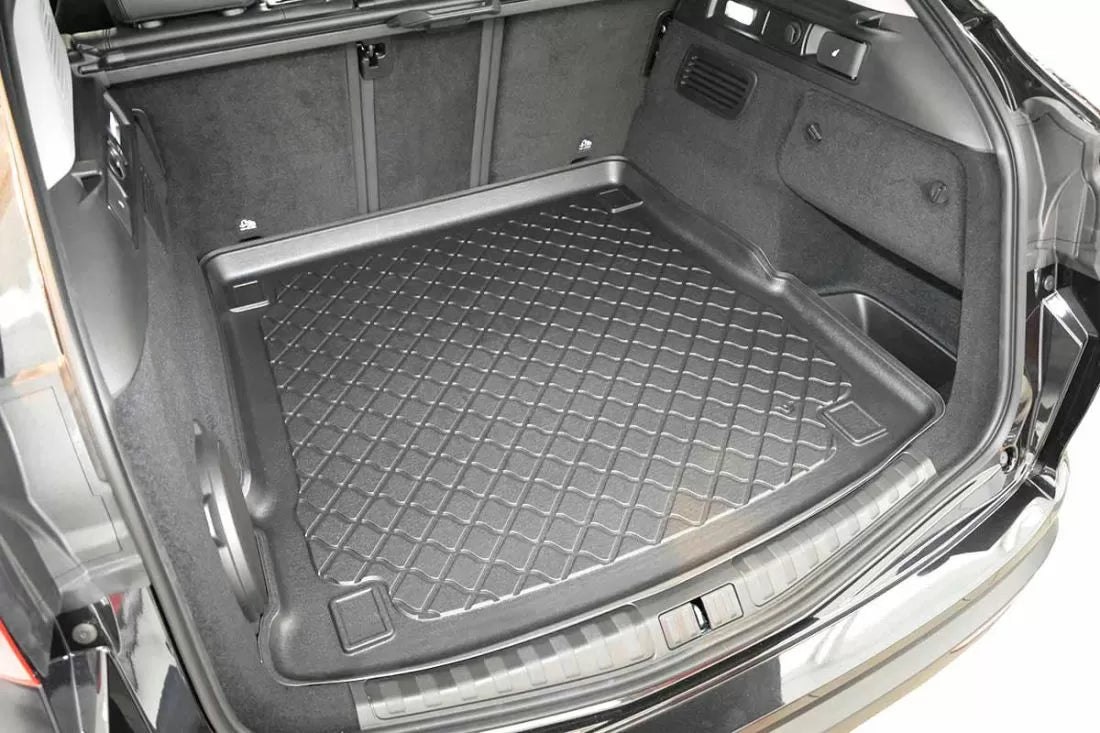 Гумена стелка за багажник за Alfa Romeo Stelvio (2017+) - Със субуфер в багажника - Rezaw Plast