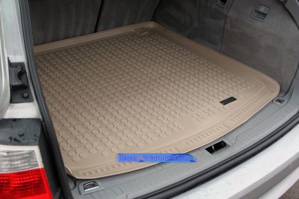 Гумена стелка за багажник BMW E61 (2003+) комби - бежова Rezaw - View 2
