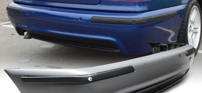 Задна броня за BMW E39 седан (1995-2003) - М5 с единичен Дифузьор с отвори за парктроник - View 3