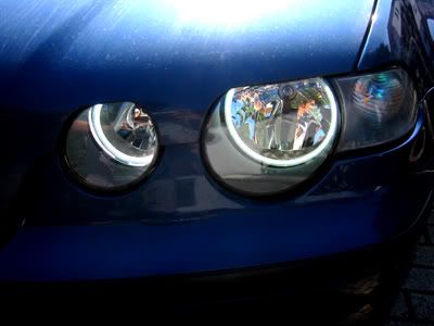 Ангелски Очи Диодни за BMW E46 Компакт (2001+) с 66 диода - Бял цвят - View 2
