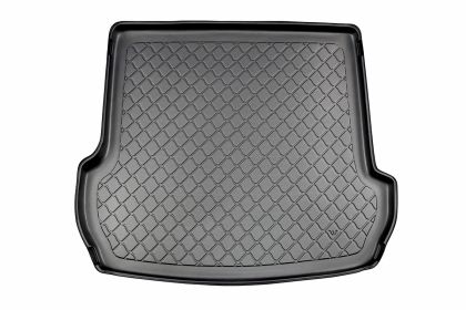 Гумирана стелка за багажник за Volkswagen Golf 4 Combi / Bora Combi (1998-2007) - Над кората на пода - View 2
