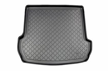 Гумирана стелка за багажник за Volkswagen Golf 4 Combi / Bora Combi (1998-2007) - Над кората на пода - View 2