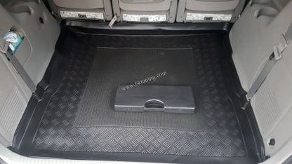Стелка за багажник за Kia Carnival (2006-2014) 3rd row of seats removed - View 3