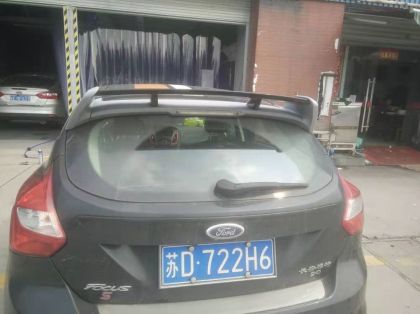 Спойлер антикрило за Ford Focus (2012-2018) hatchback RS style - черен гланц - View 2