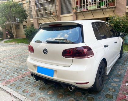 Спойлер антикрило за Volkswagen Golf 6 (2008-2013) - черен гланц - View 2