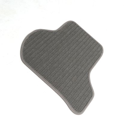 Мокетни стелки за Vw Golf 5 / Golf 6 / Jetta (2005-2011) сиви с кръгли щипки - View 2