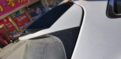 Спойлер антикрило за Hyundai Tuscon (2020+) - черен гланц - View 2