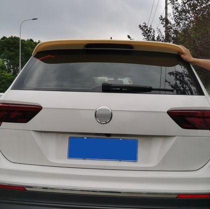 Спойлер антикрило за Volkswagen Tiguan (2019+) - черен гланц - View 2