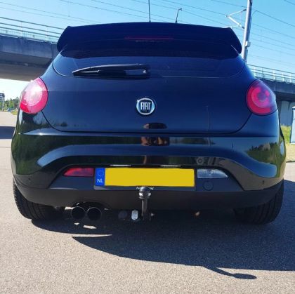 Спойлер антикрило за Fiat Bravo (2004-2012) - черен гланц - View 3