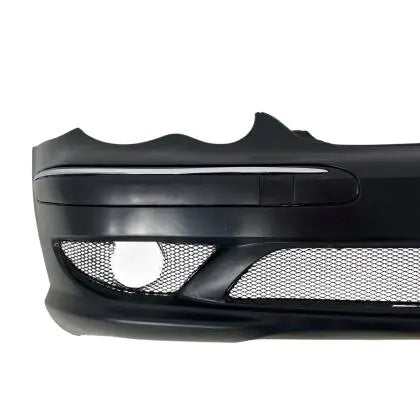 Предна броня за Mercedes W203 (2000-2004) - AMG Design - View 3